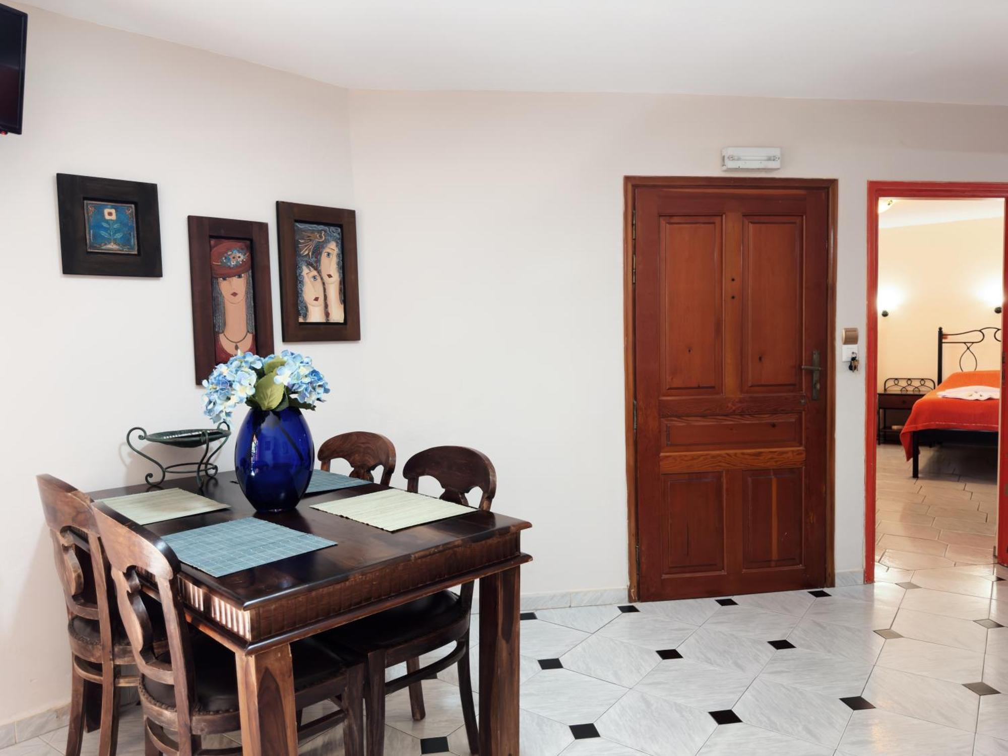 Villa Eleni Seaside Apartments Platanias  Exterior photo