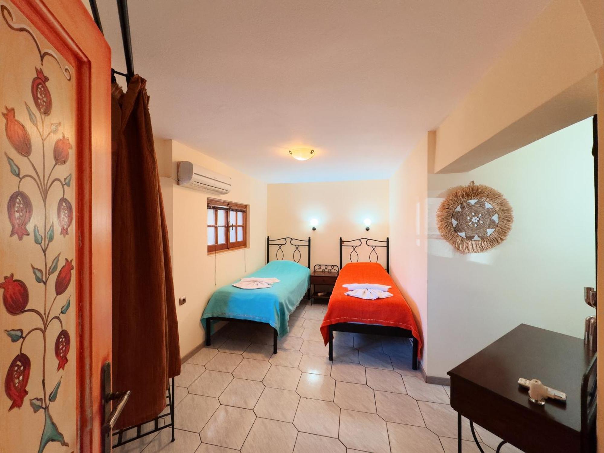 Villa Eleni Seaside Apartments Platanias  Exterior photo
