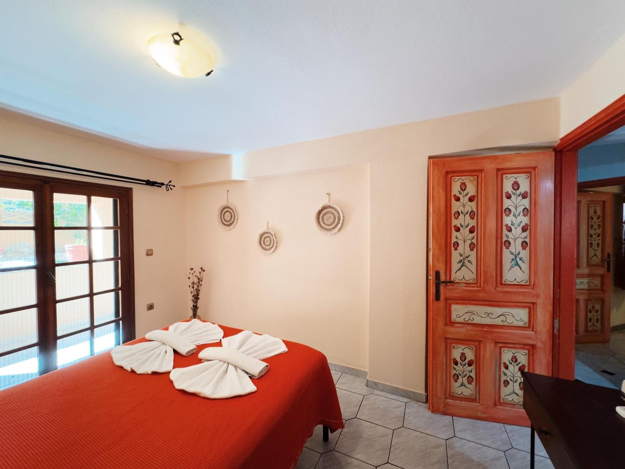 Villa Eleni Seaside Apartments Platanias  Exterior photo